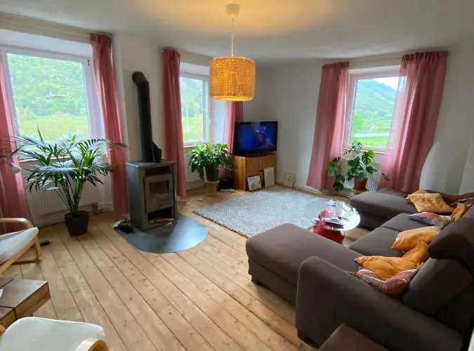 Helles, Gemuetliches Haus Mit Moselblick Müden